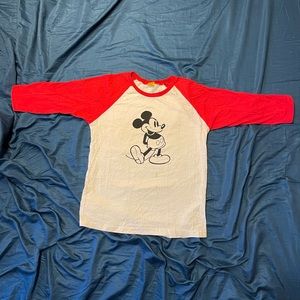 Vintage Disney Mickey Mouse red baseball t-shirt sleeves